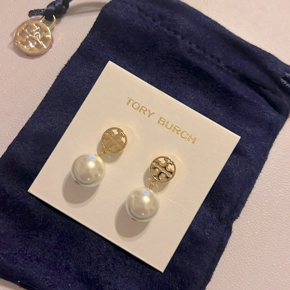 Tory Burch Miller 18k Gold Plated Pearl Drop Earrings - Picture 5 of 7